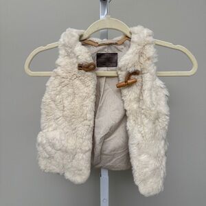 Zara Cream Faux Fur Vest with Toggle Closures kids size 4